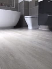 Grey bathroom flooring - Thomson Properties